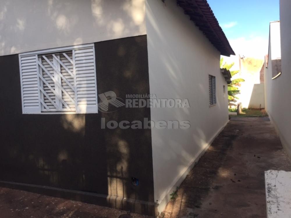 Comprar Casa / Padrão em São José do Rio Preto R$ 380.000,00 - Foto 6