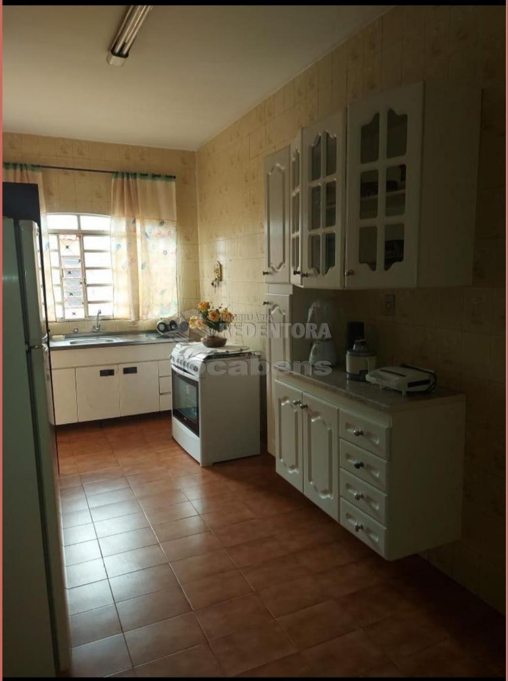 Casa à venda com 2 quartos, 128m² - Foto 7