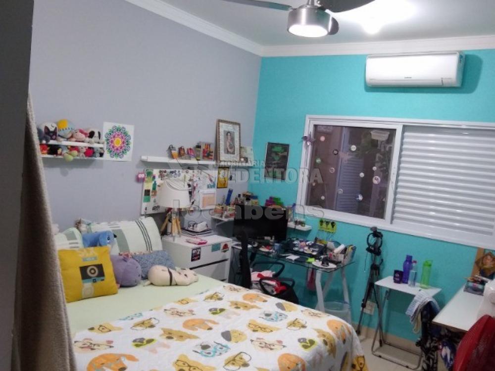 Comprar Casa / Padrão em São José do Rio Preto R$ 850.000,00 - Foto 16