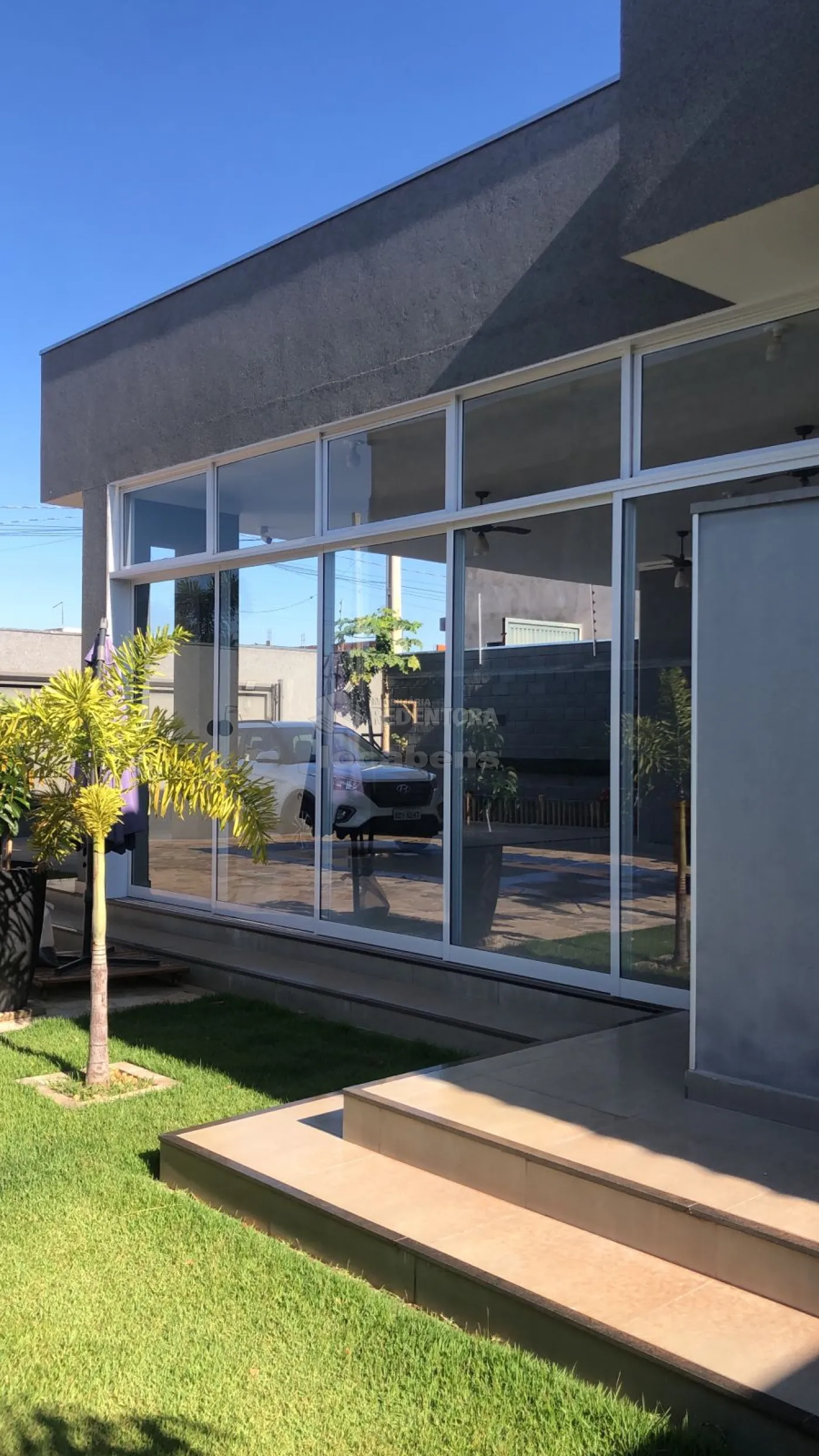 Casa à venda com 2 quartos, 400m² - Foto 2