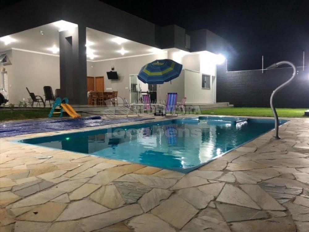 Comprar Casa / Padrão em Mirassol R$ 650.000,00 - Foto 1