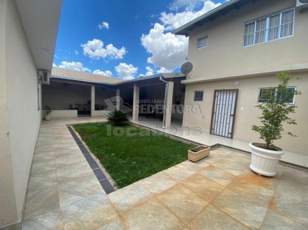 Comprar Casa / Padrão em Mirassol R$ 760.000,00 - Foto 1