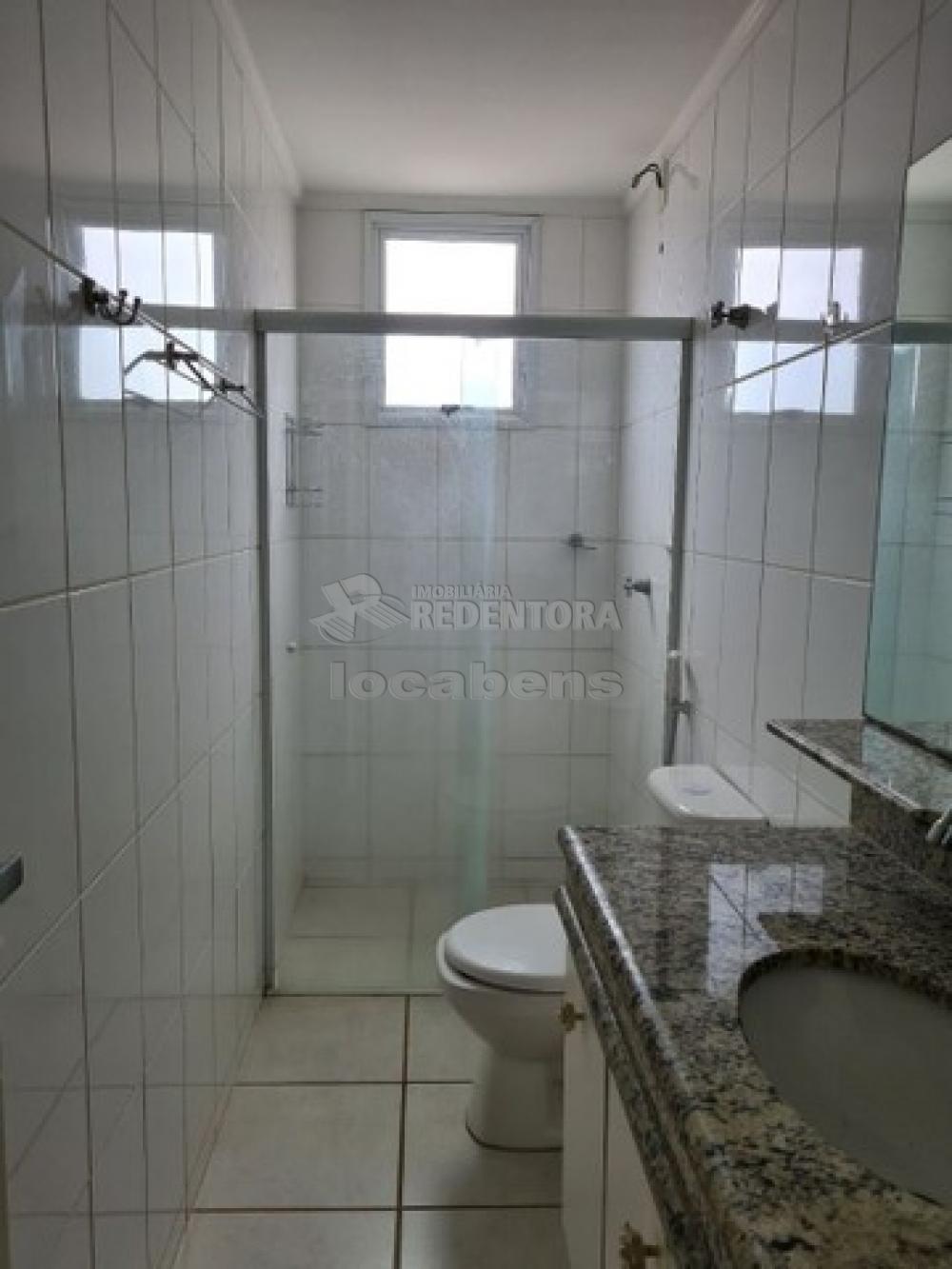Comprar Apartamento / Padrão em São José do Rio Preto R$ 355.000,00 - Foto 5