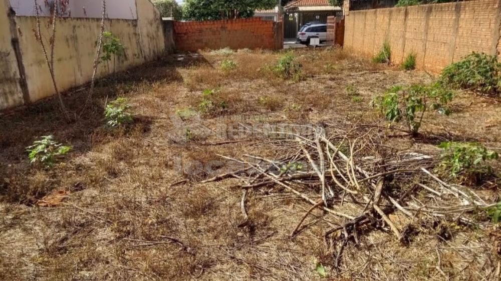 Comprar Terreno / Padrão em São José do Rio Preto R$ 185.000,00 - Foto 2