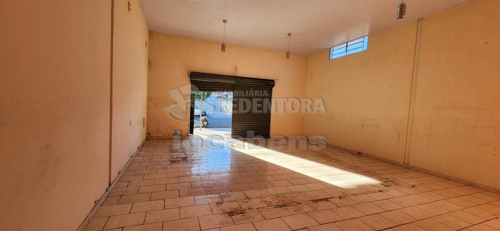 Comprar Comercial / Salão em São José do Rio Preto R$ 400.000,00 - Foto 4