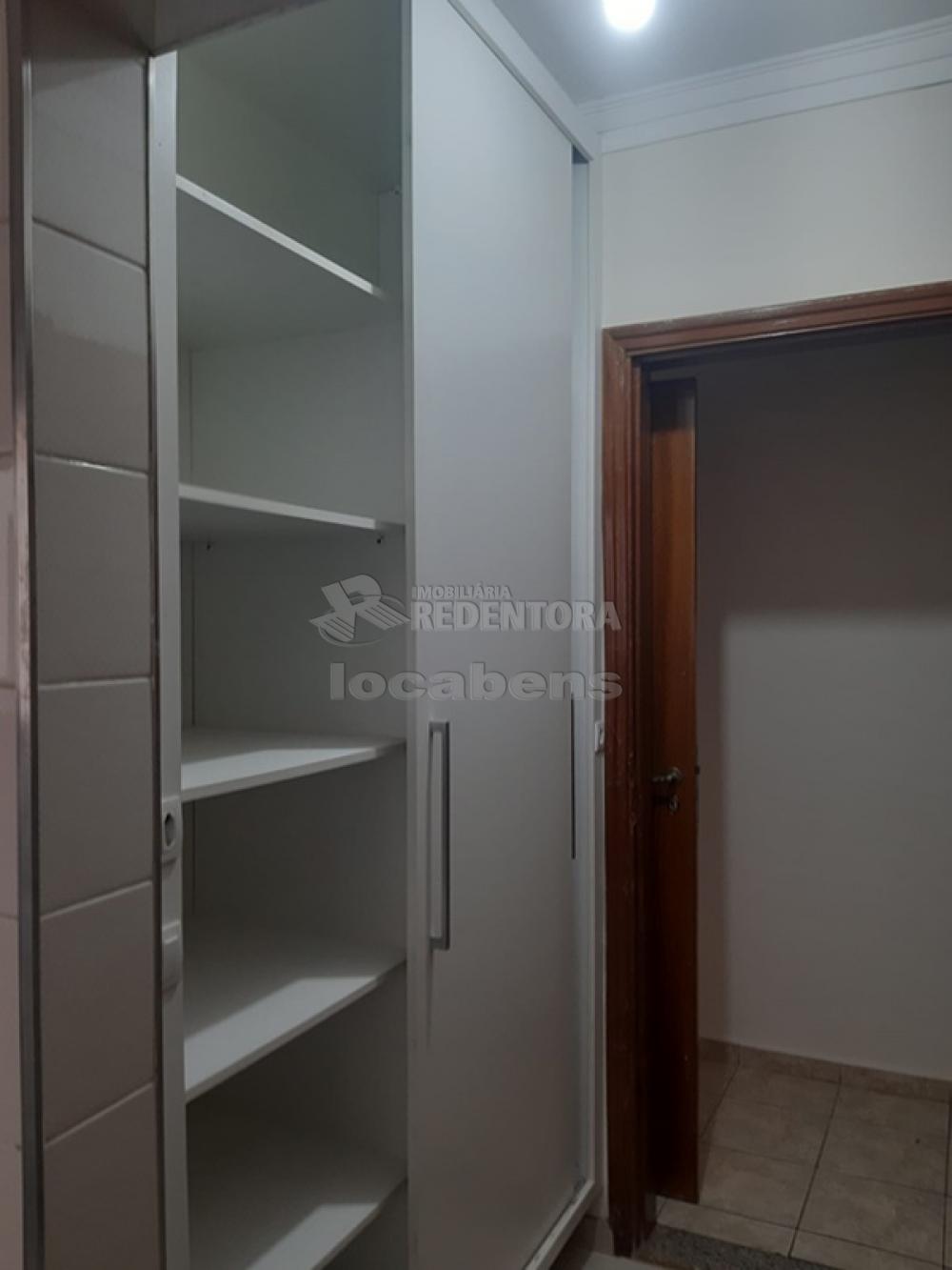 Comprar Apartamento / Padrão em São José do Rio Preto R$ 380.000,00 - Foto 10