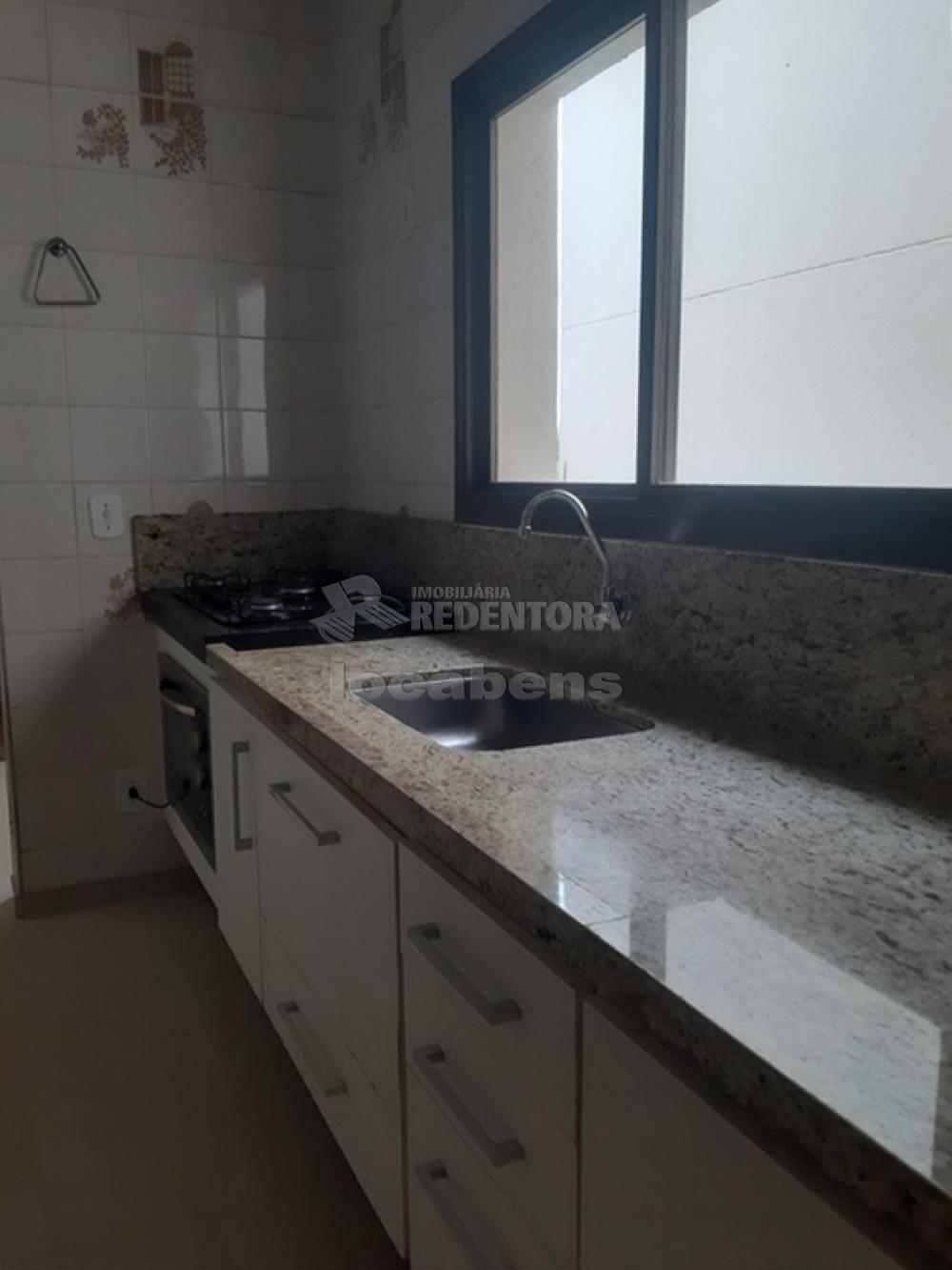 Comprar Apartamento / Padrão em São José do Rio Preto R$ 380.000,00 - Foto 6