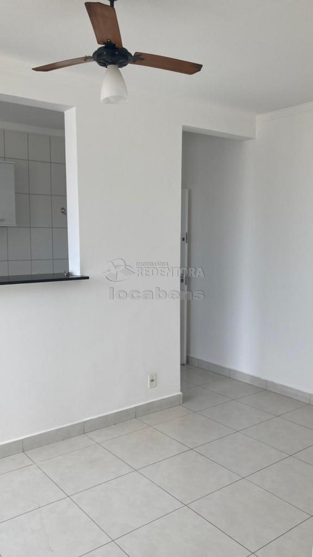 Alugar Apartamento / Padrão em São José do Rio Preto R$ 1.000,00 - Foto 2