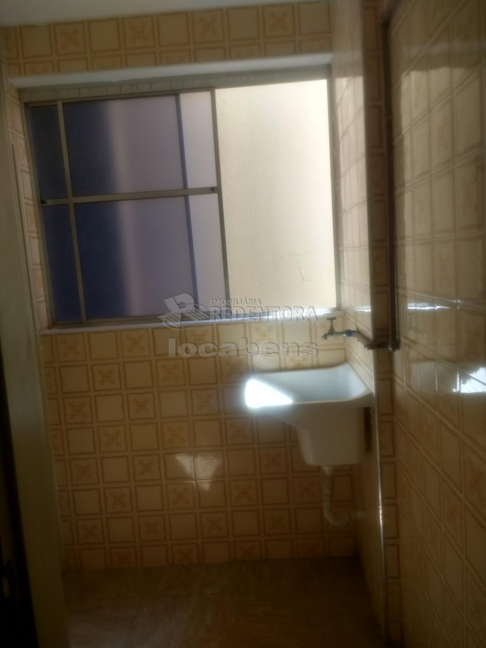 Comprar Apartamento / Padrão em São José do Rio Preto R$ 200.000,00 - Foto 13