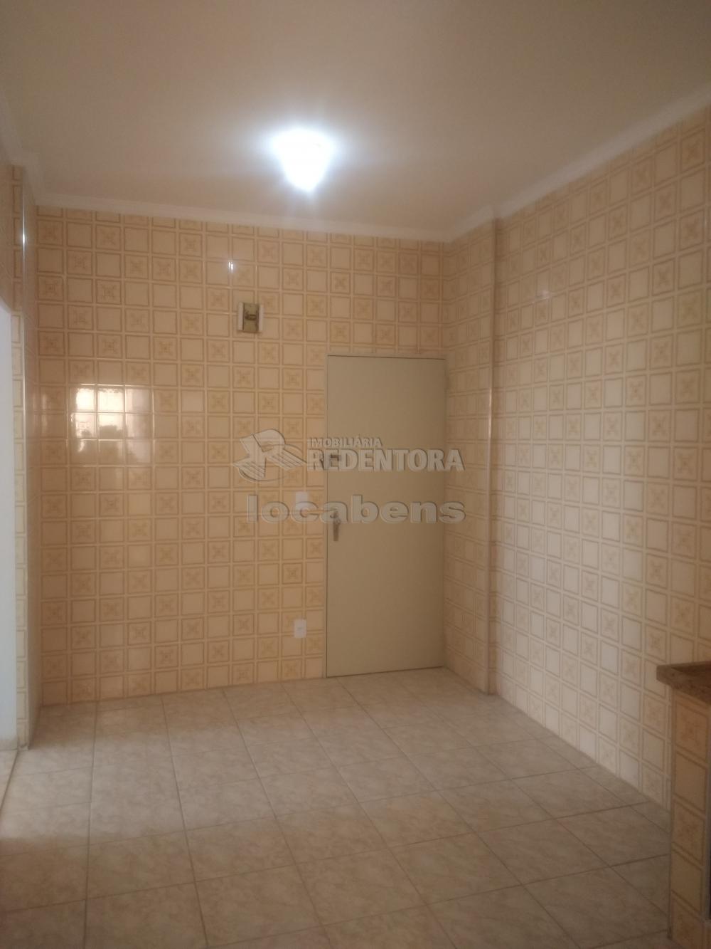 Comprar Apartamento / Padrão em São José do Rio Preto R$ 200.000,00 - Foto 10