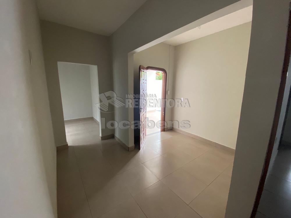 Alugar Casa / Padrão em São José do Rio Preto R$ 900,00 - Foto 11