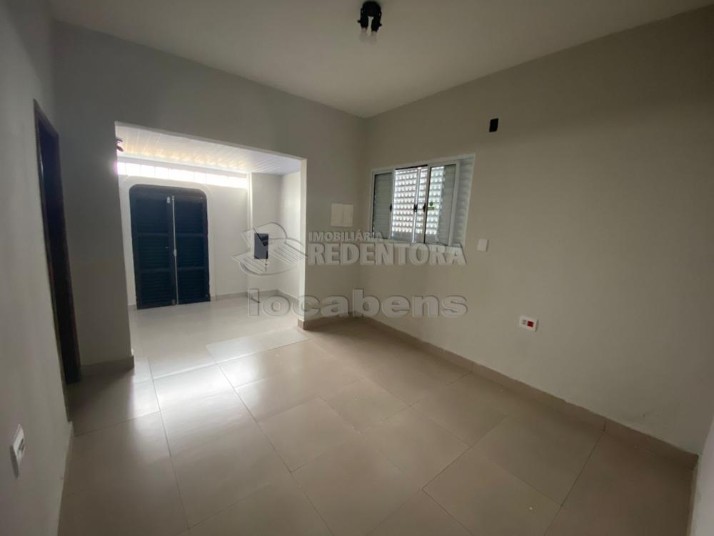 Alugar Casa / Padrão em São José do Rio Preto R$ 900,00 - Foto 10