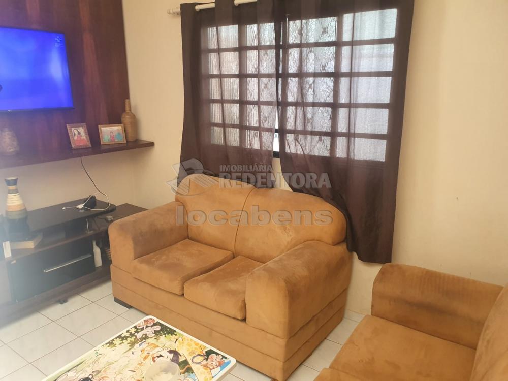 Comprar Casa / Padrão em São José do Rio Preto R$ 190.000,00 - Foto 2