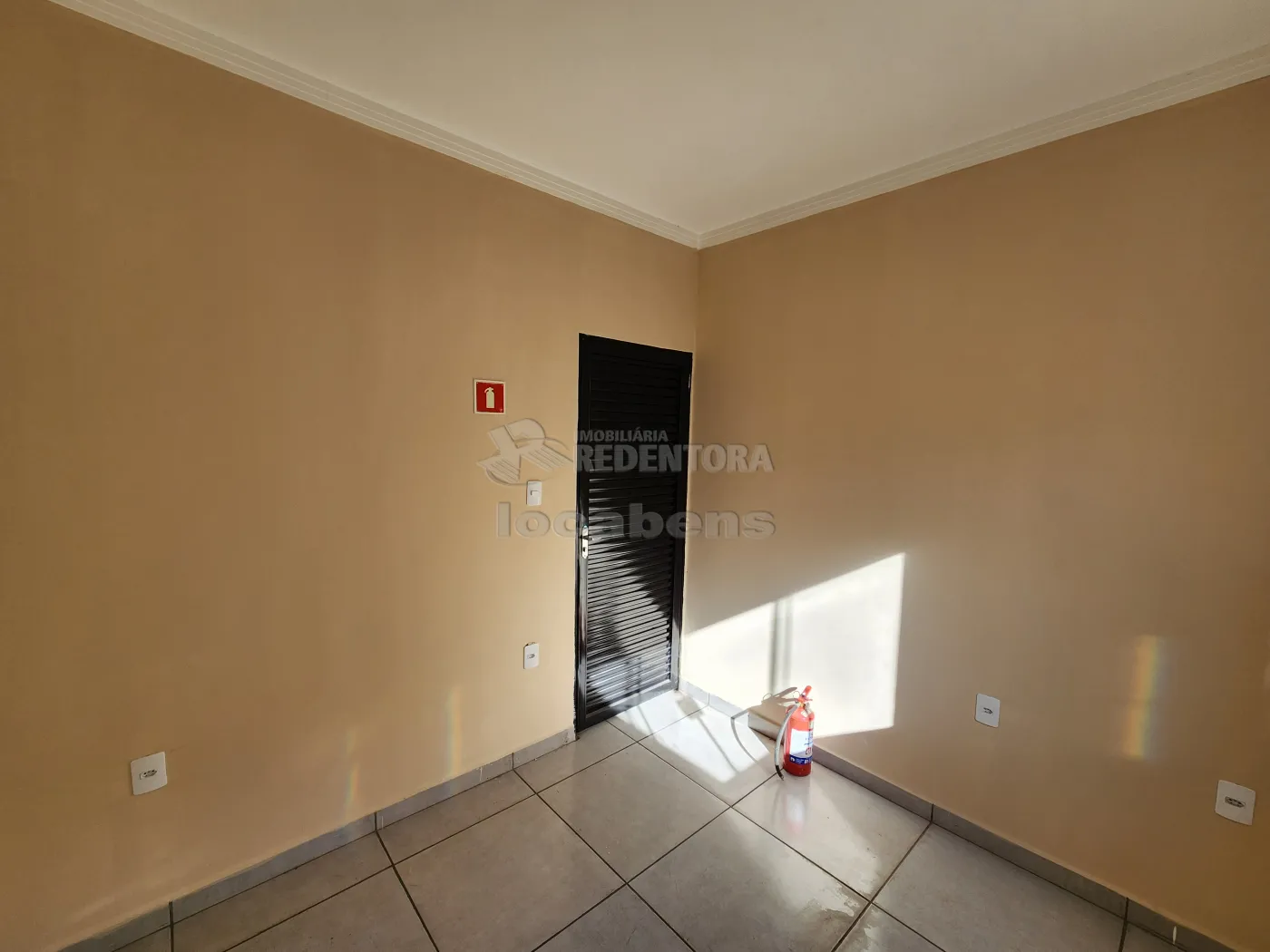 Alugar Comercial / Salão em São José do Rio Preto R$ 7.000,00 - Foto 5