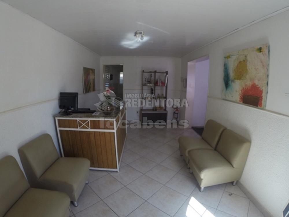 Alugar Comercial / Sala em São José do Rio Preto R$ 600,00 - Foto 3