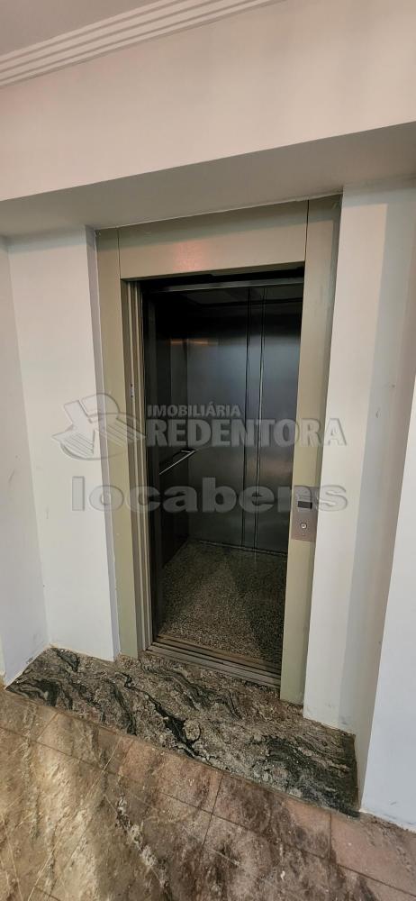 Alugar Comercial / Salão em São José do Rio Preto R$ 18.000,00 - Foto 5