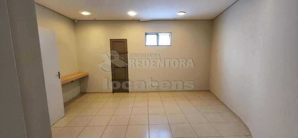 Alugar Comercial / Salão em São José do Rio Preto R$ 18.000,00 - Foto 10