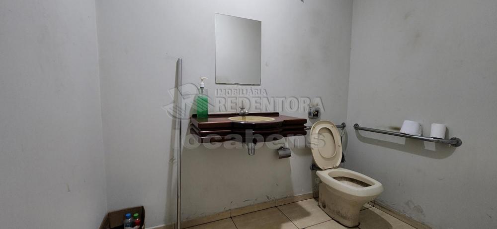 Alugar Comercial / Salão em São José do Rio Preto apenas R$ 18.000,00 - Foto 12