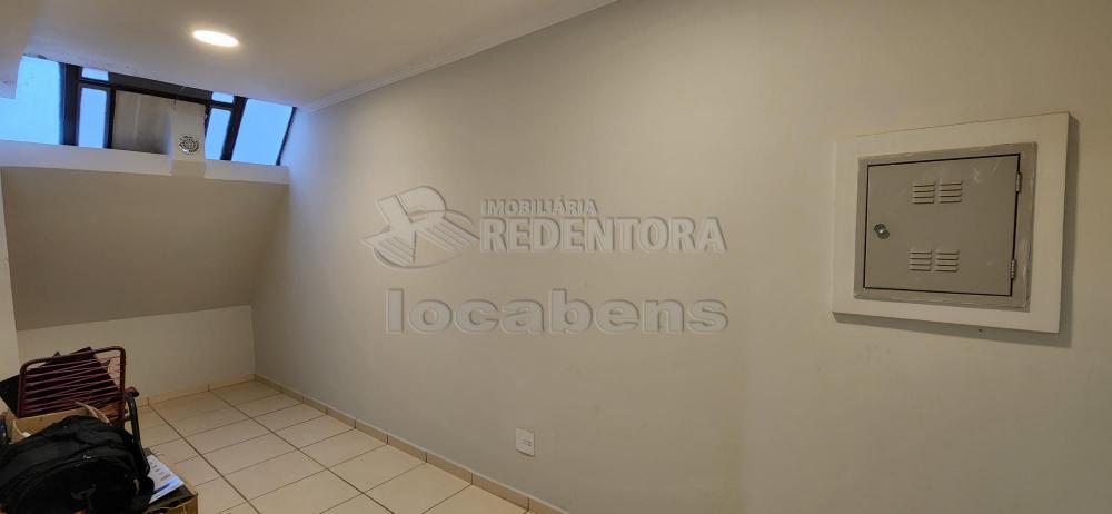 Alugar Comercial / Salão em São José do Rio Preto R$ 18.000,00 - Foto 13