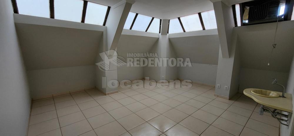 Alugar Comercial / Salão em São José do Rio Preto R$ 18.000,00 - Foto 16