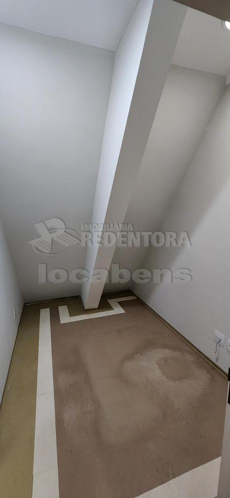 Alugar Comercial / Salão em São José do Rio Preto R$ 18.000,00 - Foto 31