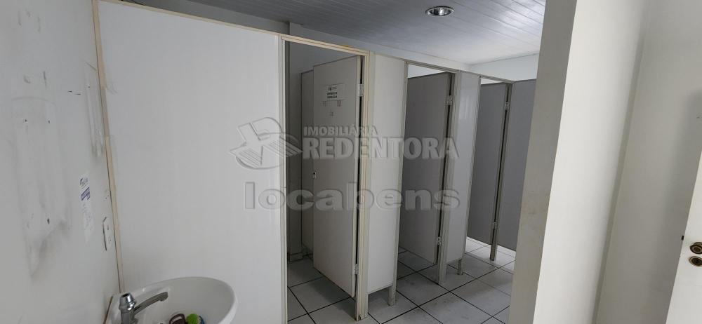 Alugar Comercial / Salão em São José do Rio Preto R$ 18.000,00 - Foto 42