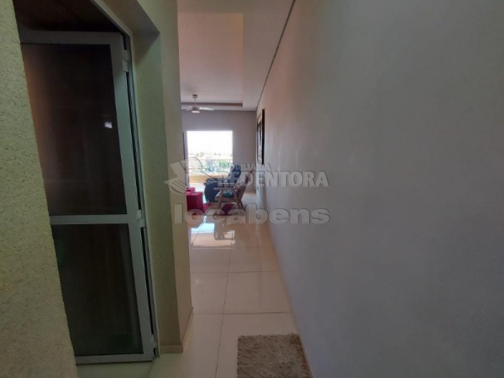 Alugar Apartamento / Padrão em São José do Rio Preto R$ 2.400,00 - Foto 11