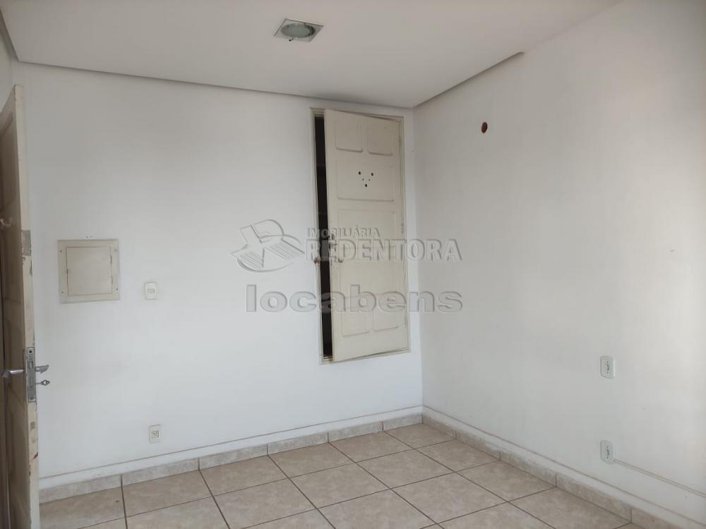 Alugar Comercial / Casa Comercial em São José do Rio Preto R$ 2.000,00 - Foto 2