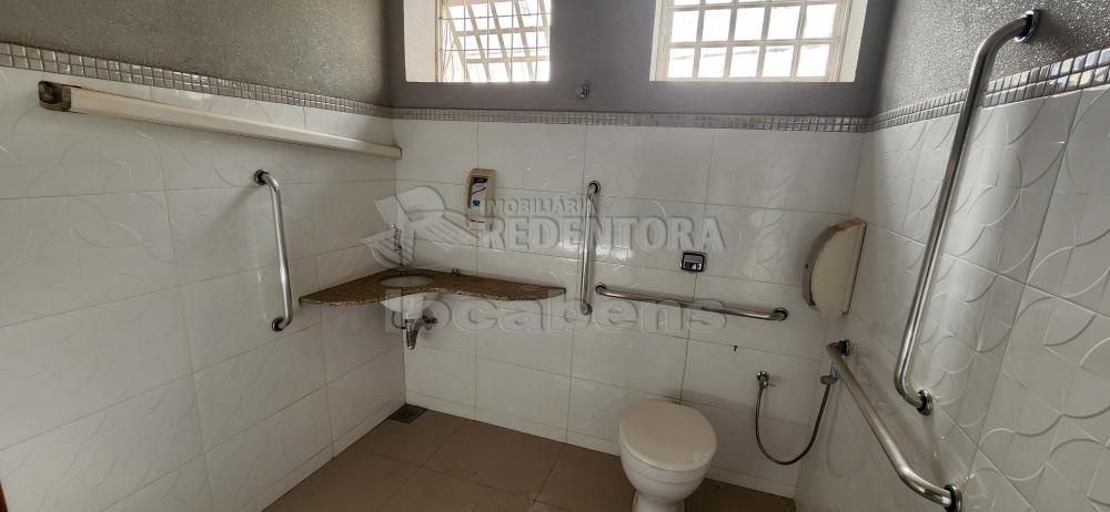 Alugar Comercial / Salão em São José do Rio Preto R$ 12.000,00 - Foto 19