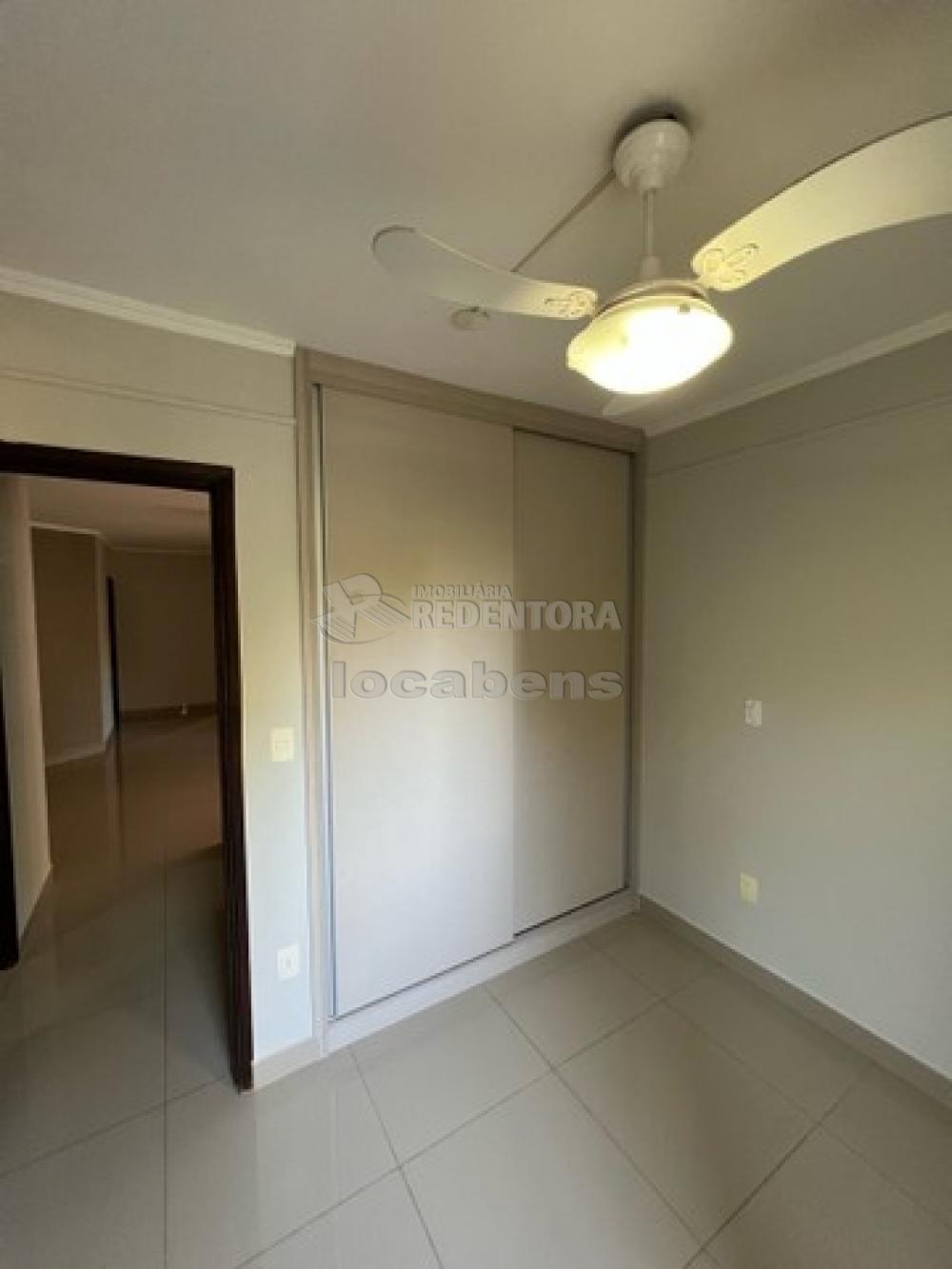 Comprar Apartamento / Padrão em São José do Rio Preto R$ 269.000,00 - Foto 3