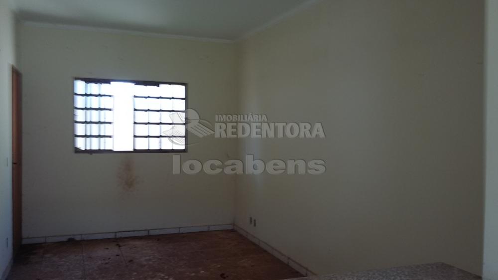 Comprar Casa / Padrão em São José do Rio Preto R$ 255.000,00 - Foto 4