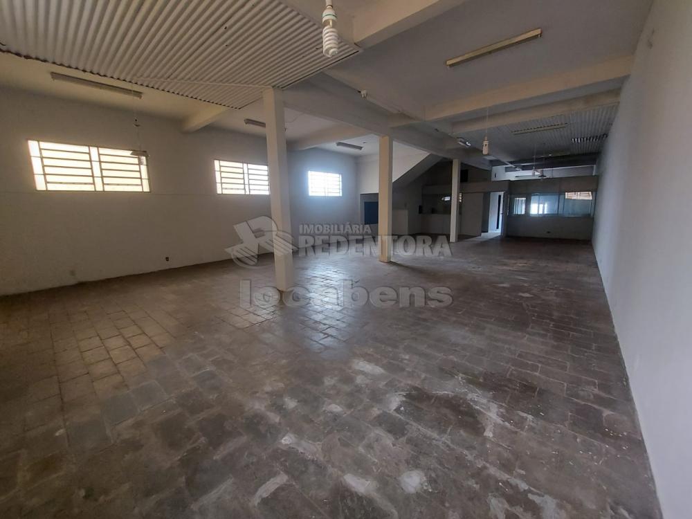 Alugar Comercial / Salão em São José do Rio Preto R$ 3.000,00 - Foto 8