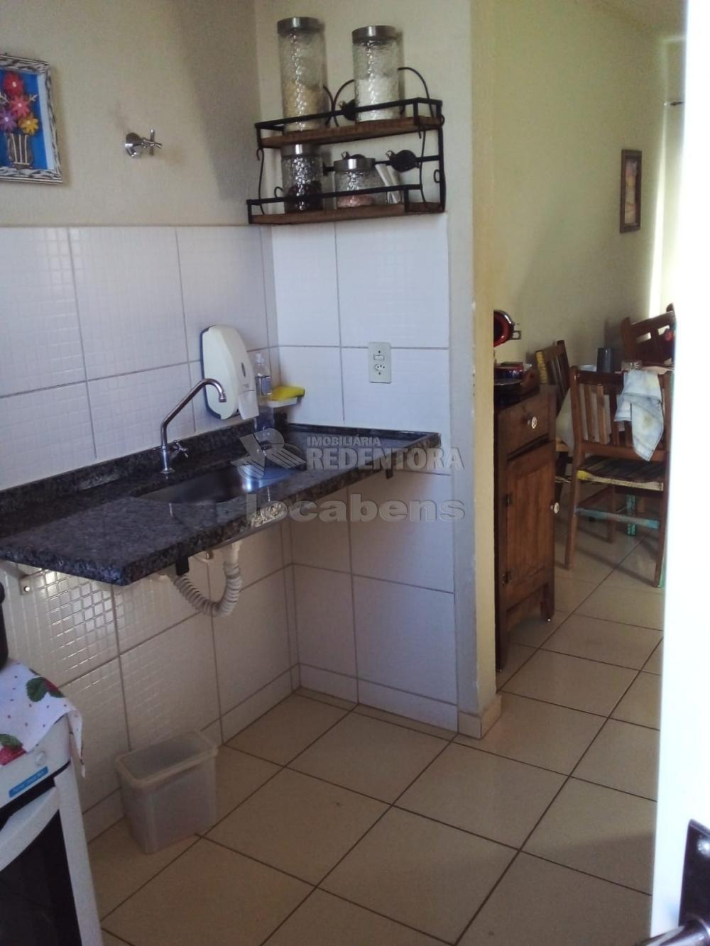 Comprar Casa / Padrão em São José do Rio Preto R$ 180.000,00 - Foto 6