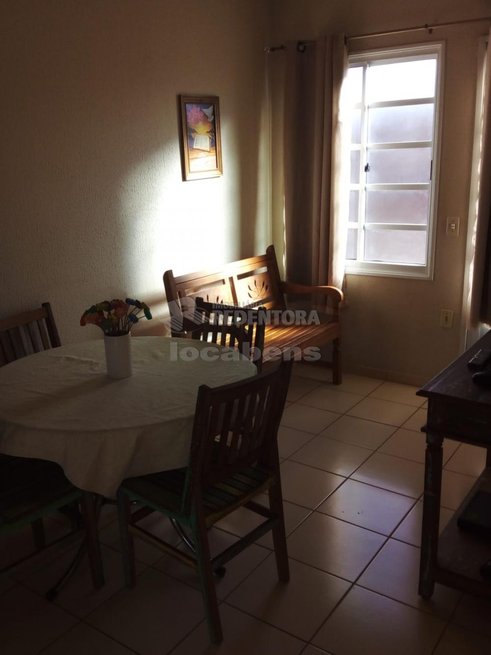 Comprar Casa / Padrão em São José do Rio Preto R$ 180.000,00 - Foto 2