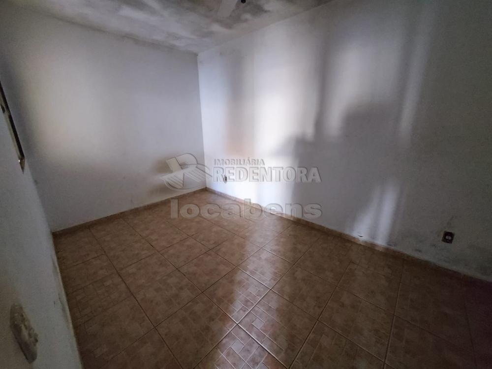 Comprar Casa / Padrão em São José do Rio Preto R$ 270.000,00 - Foto 5