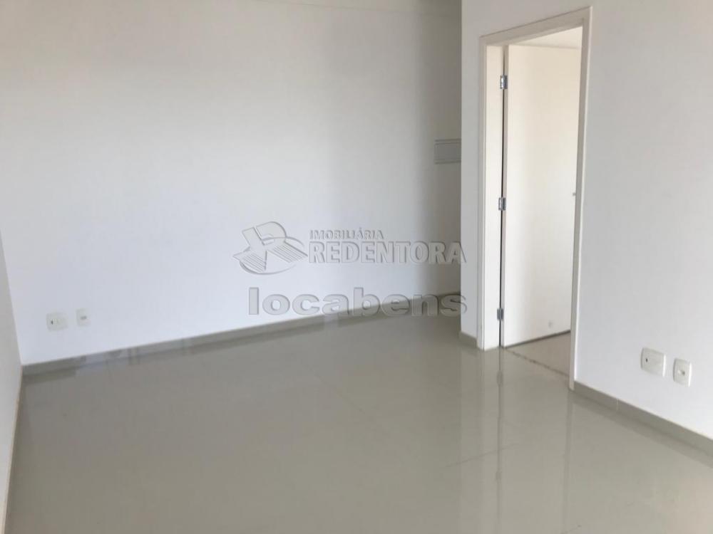 Comprar Apartamento / Padrão em São José do Rio Preto R$ 270.000,00 - Foto 4