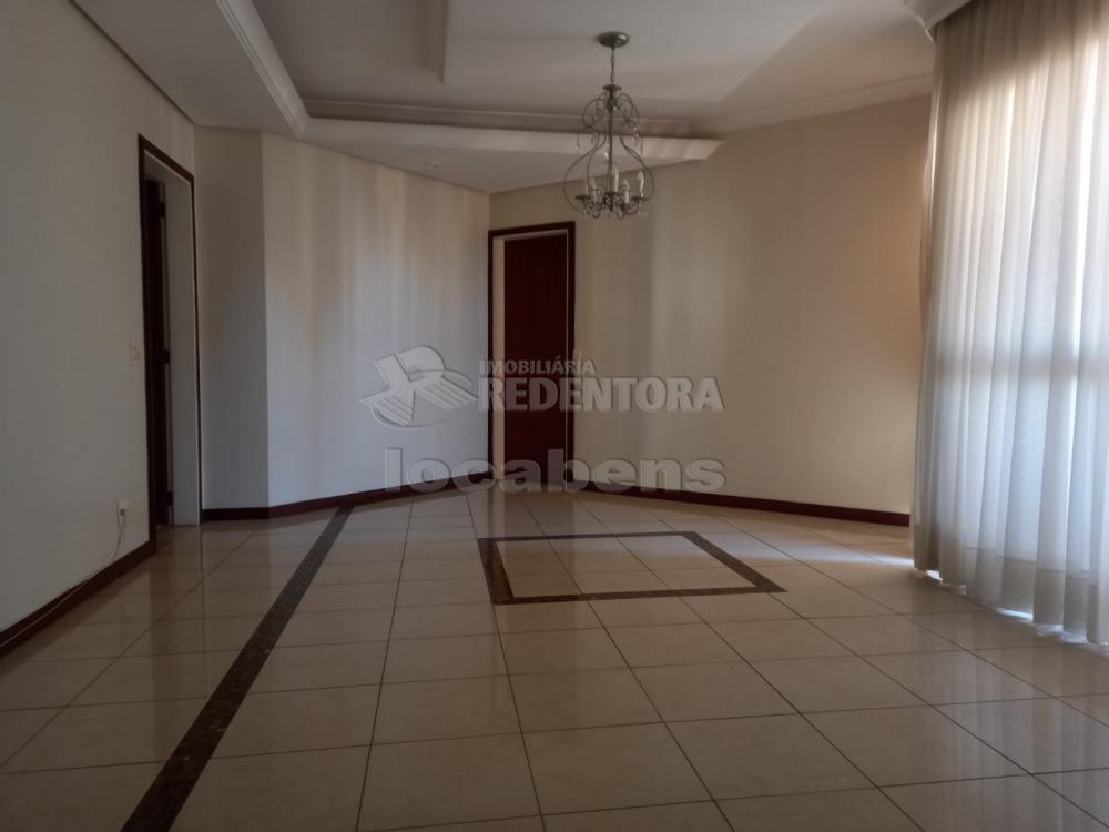 Alugar Apartamento / Padrão em São José do Rio Preto R$ 1.950,00 - Foto 2
