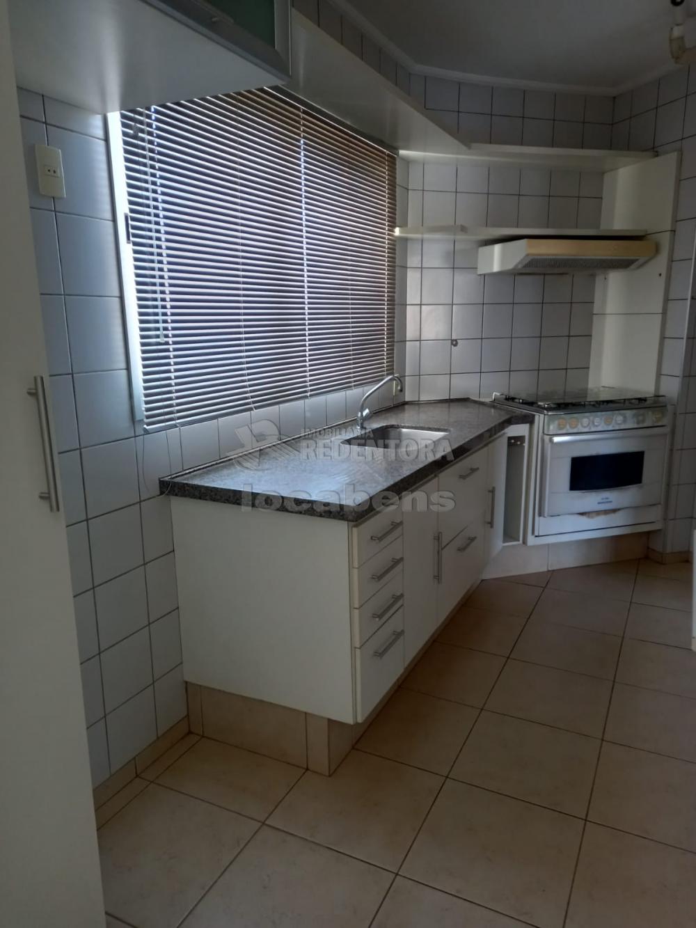 Alugar Apartamento / Padrão em São José do Rio Preto R$ 1.950,00 - Foto 20