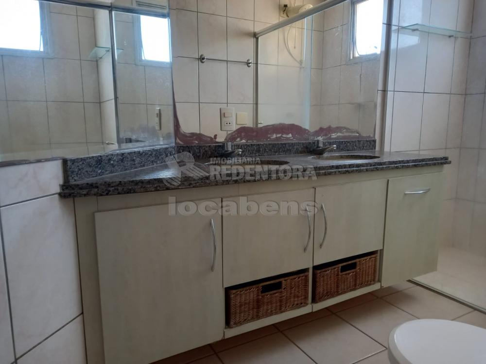 Alugar Apartamento / Padrão em São José do Rio Preto R$ 1.950,00 - Foto 22