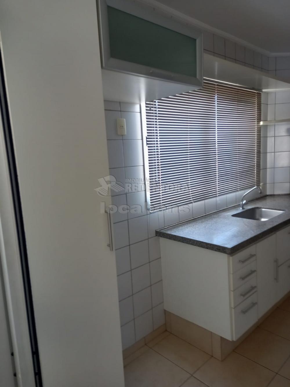 Alugar Apartamento / Padrão em São José do Rio Preto R$ 1.950,00 - Foto 27
