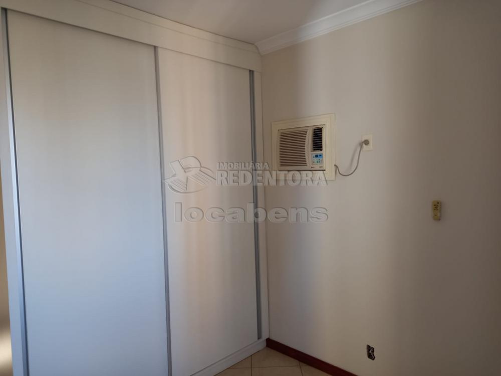 Alugar Apartamento / Padrão em São José do Rio Preto R$ 1.950,00 - Foto 33