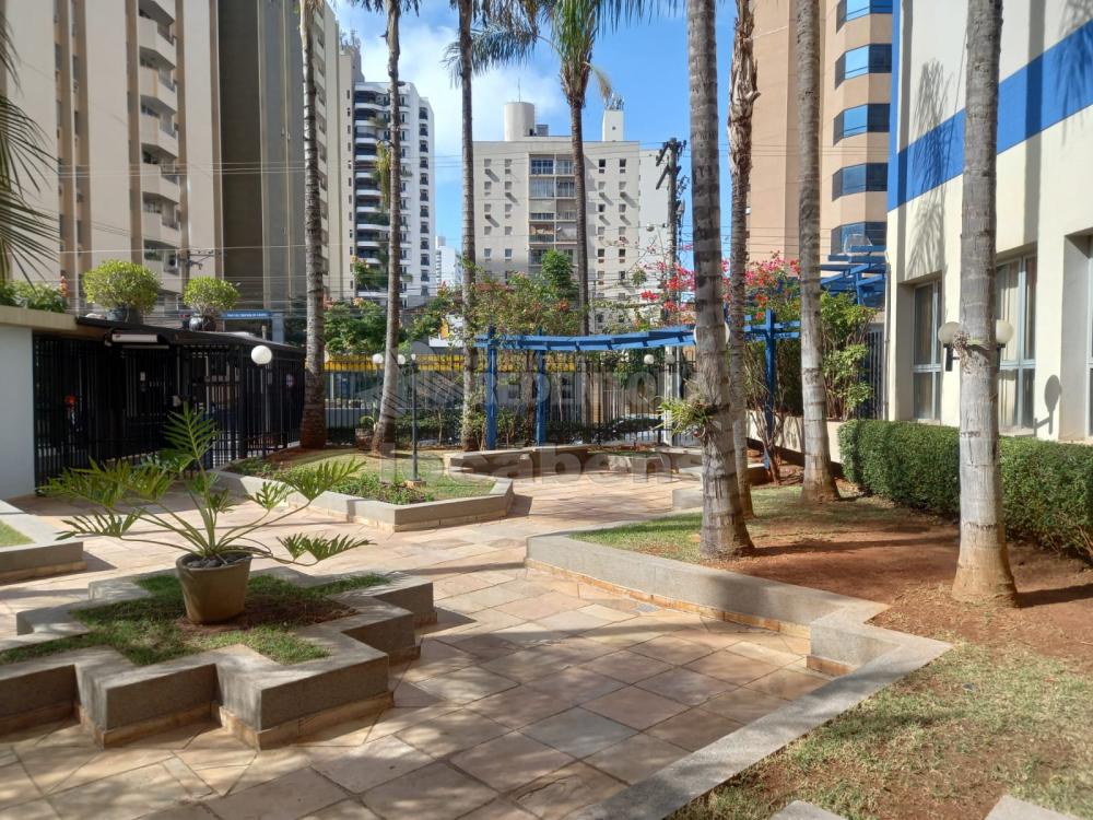 Alugar Apartamento / Padrão em São José do Rio Preto R$ 1.950,00 - Foto 41