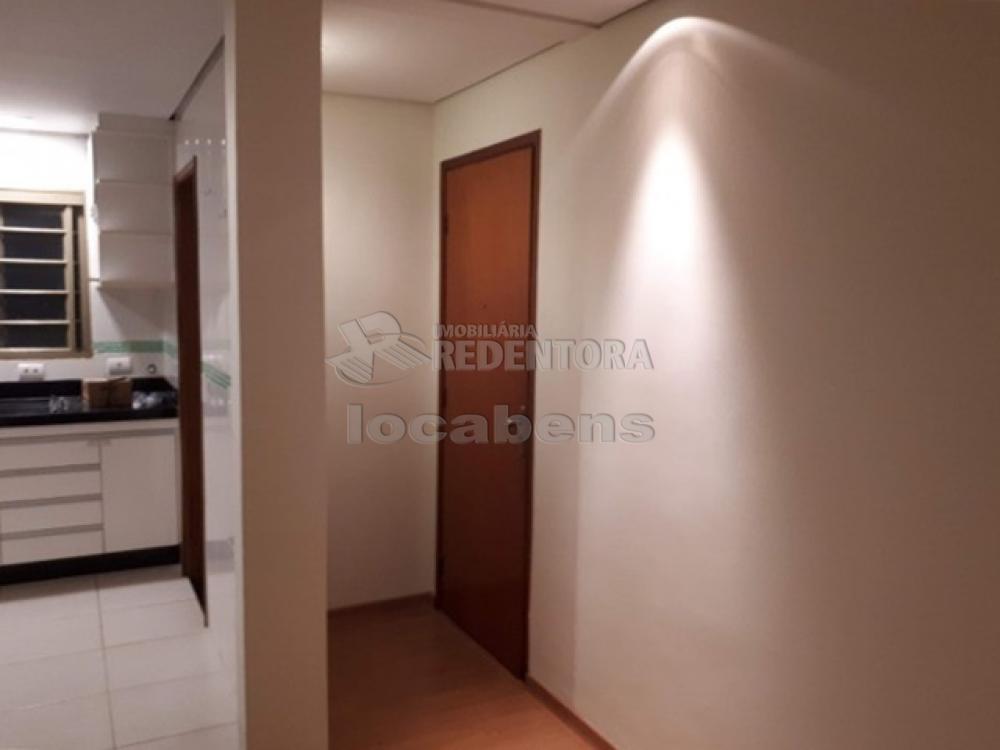 Comprar Apartamento / Padrão em São José do Rio Preto R$ 279.000,00 - Foto 4