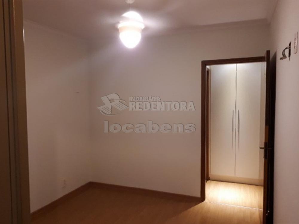 Comprar Apartamento / Padrão em São José do Rio Preto R$ 279.000,00 - Foto 5