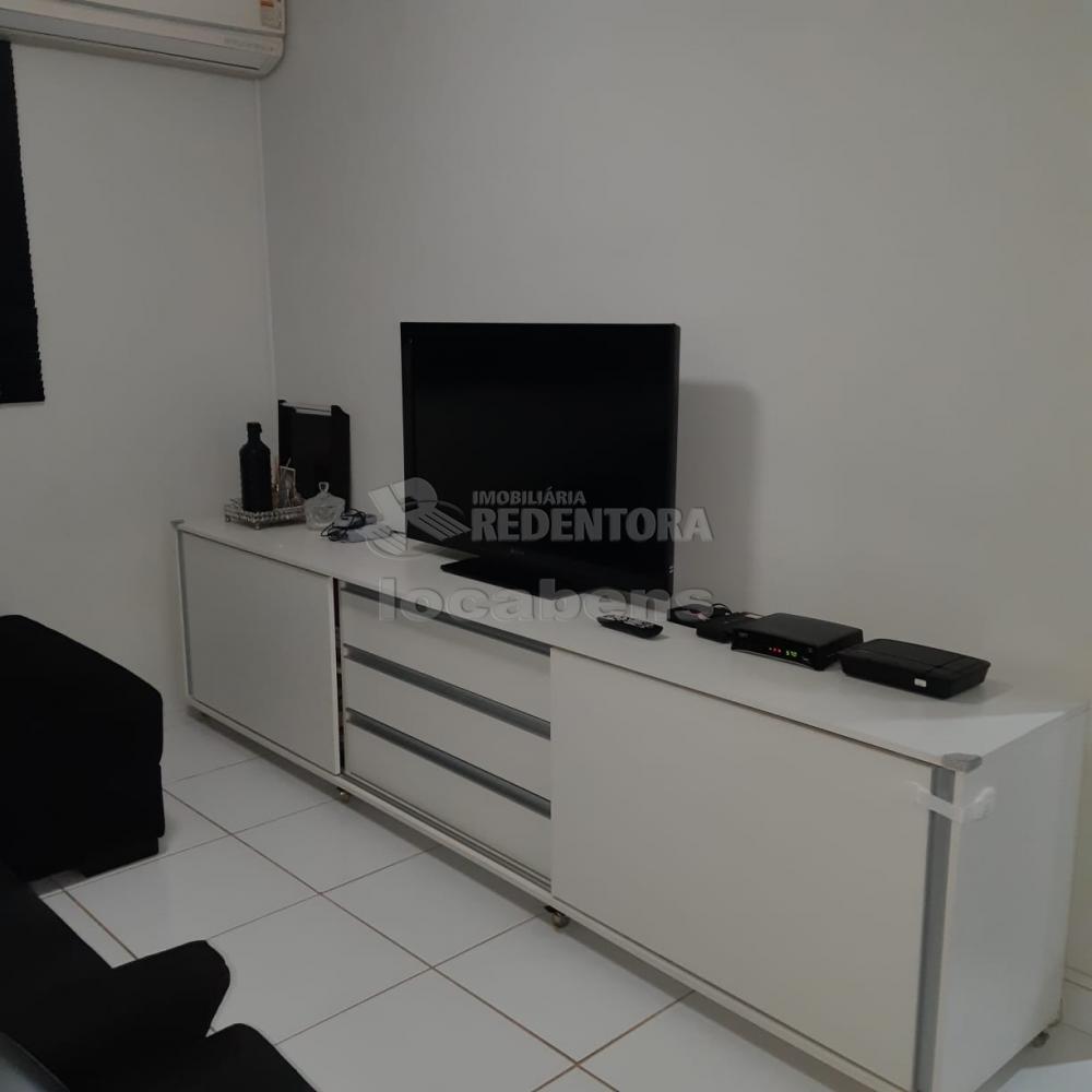 Comprar Apartamento / Padrão em São José do Rio Preto R$ 240.000,00 - Foto 2