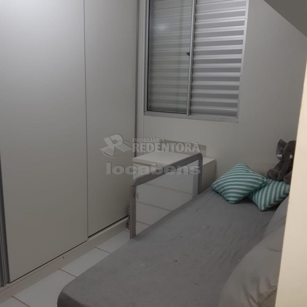 Comprar Apartamento / Padrão em São José do Rio Preto R$ 240.000,00 - Foto 13