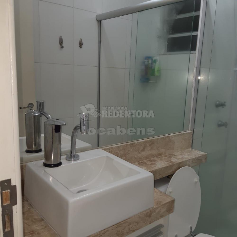 Comprar Apartamento / Padrão em São José do Rio Preto R$ 240.000,00 - Foto 12