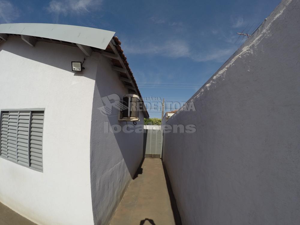 Comprar Casa / Padrão em São José do Rio Preto R$ 320.000,00 - Foto 14