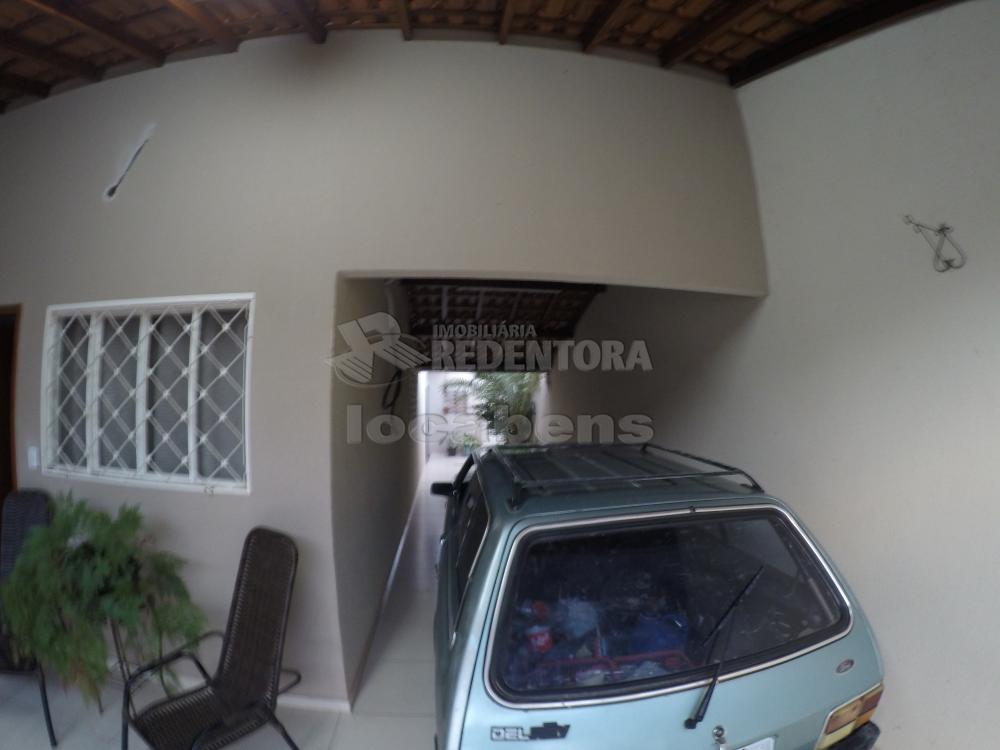 Comprar Casa / Padrão em São José do Rio Preto R$ 330.000,00 - Foto 4