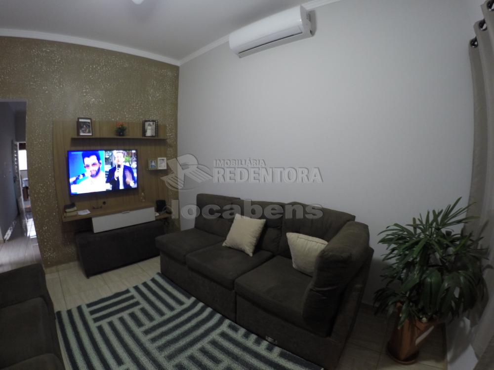 Comprar Casa / Padrão em São José do Rio Preto R$ 330.000,00 - Foto 5